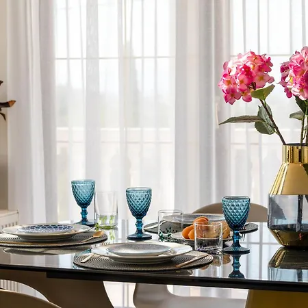 Vila Red Rose Luxury