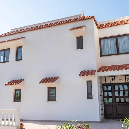Red Rose Luxury Villa Ialysos (Rhodes)